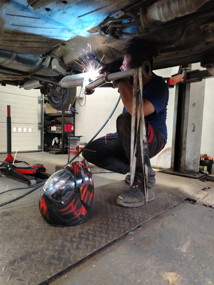 Svařování výfuku